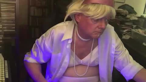 Pantyvioletlace online show from February 2026 10:57:02 PM