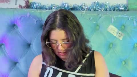 Paola Lyon online show from December 2025 07:10:01 PM