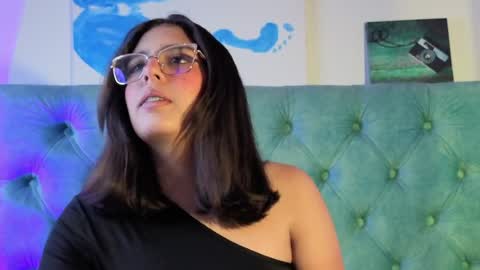 Paola Lyon online show from April 2026 12:17:01 PM