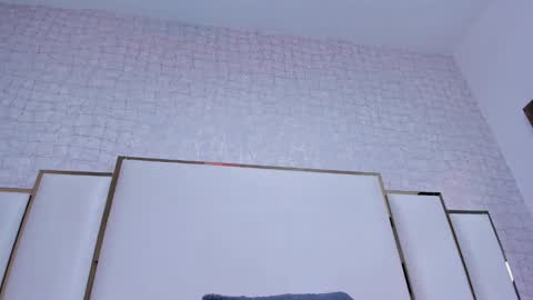 Paola  online show from January 2025 04:09:01 PM