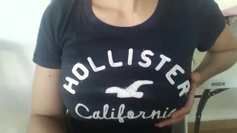 Snapshot of paolamz10 chatting on February 2026 11:43:01 PM paolamz10 online show from February 2026 11:43:01 PM