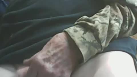 Snapshot of papajb70 chatting on November 2025 02:22:01 AM papajb70 online show from November 2025 02:22:01 AM