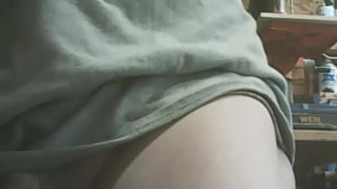 Snapshot of papajb70 chatting on December 2025 02:08:02 AM papajb70 online show from December 2025 02:08:02 AM