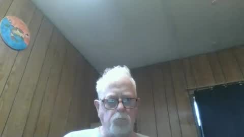 Snapshot of papajb70 chatting on February 2026 05:01:01 PM papajb70 online show from February 2026 05:01:01 PM