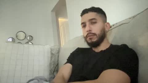 papicubano_guapo23cm online show from January 2025 02:13:02 PM