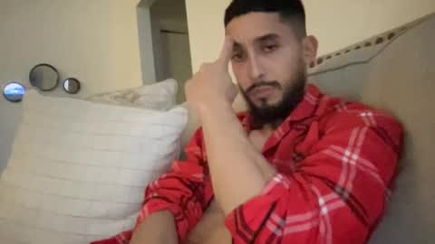 papicubano_guapo23cm online show from February 2025 04:38:02 AM