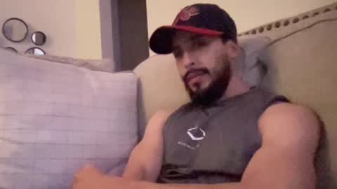 papicubano_guapo23cm online show from February 2026 07:16:02 AM