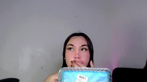 Fina Dwarf online show from July 2026 06:27:02 AM
