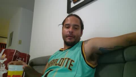 PapiiPR185 online show from January 2026 12:59:01 AM