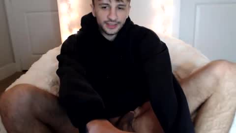 Snapshot of papijakey chatting on January 2026 03:44:01 AM -- New Videos Down Below online show from January 2026 03:44:01 AM