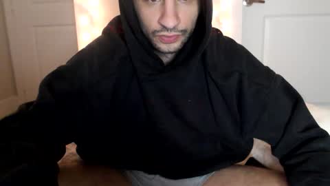 Snapshot of papijakey chatting on January 2026 04:05:01 AM -- New Videos Down Below online show from January 2026 04:05:01 AM