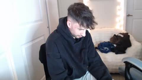 Snapshot of papijakey chatting on February 2026 01:03:02 AM -- New Videos Down Below online show from February 2026 01:03:02 AM