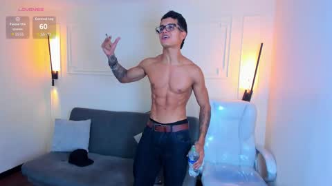 Ryan And Casper online show from October 2025 10:47:02 PM