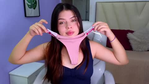 Amy and my doll online show from January 2025 04:13:01 AM