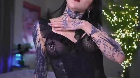 Alise  Melissa online show from February 2025 04:04:01 PM