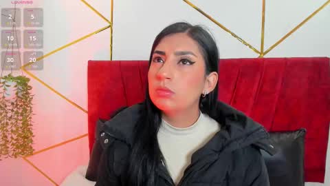 paris_evans_01 online show from December 2025 11:41:01 AM