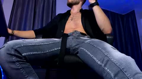 Paris online show from October 2025 09:15:01 PM