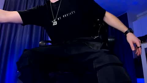 Paris online show from January 2026 08:24:02 PM