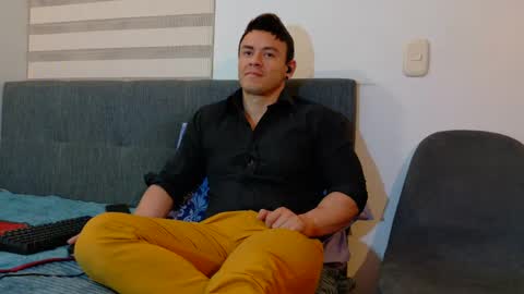 Mark Paris online show from October 2025 06:12:01 AM