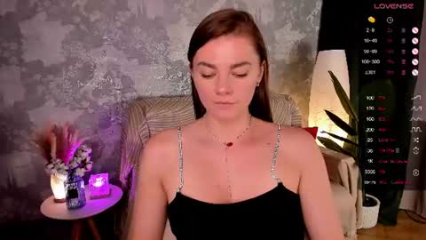 Snapshot of parisjackson_ chatting on June 2026 12:22:01 PM Paris online show from June 2026 12:22:01 PM