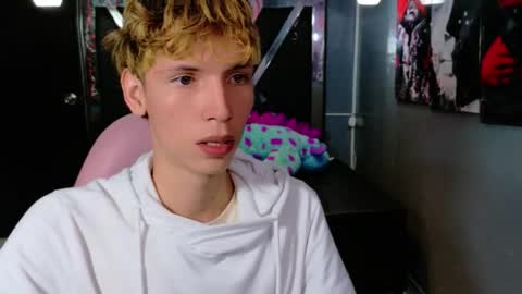 park_jimin1 online show from September 2025 12:21:01 PM