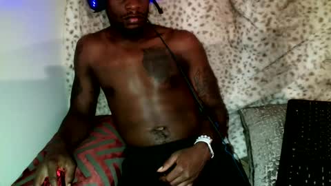 Snapshot of parlaytellio chatting on December 2024 10:09:02 PM Parlay Tellio online show from December 2024 10:09:02 PM