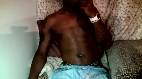 Snapshot of parlaytellio chatting on December 2024 04:01:02 AM Parlay Tellio online show from December 2024 04:01:02 AM