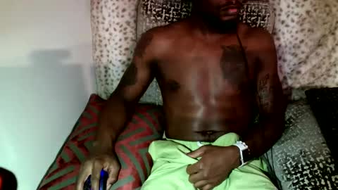 Snapshot of parlaytellio chatting on January 2025 05:29:01 PM Parlay Tellio online show from January 2025 05:29:01 PM