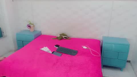 party_fre_girl online show from November 2025 03:38:02 AM