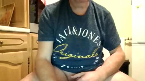 pascalou02 online show from November 2025 11:50:01 PM