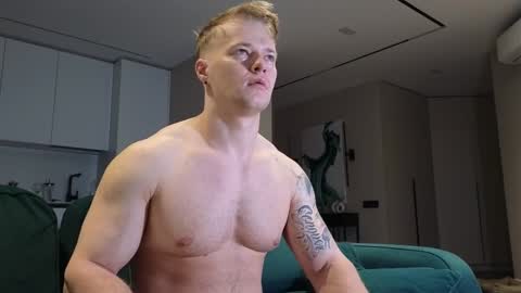 Pashka online show from September 2025 07:08:01 AM