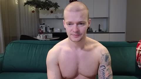 Pashka online show from December 2025 06:54:02 AM