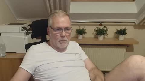 pasman4fun online show from April 2026 08:45:02 PM