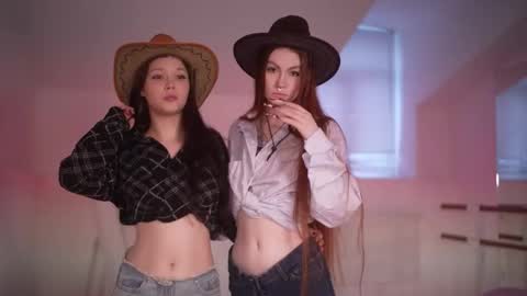 Kelly online show from November 2025 10:15:02 AM