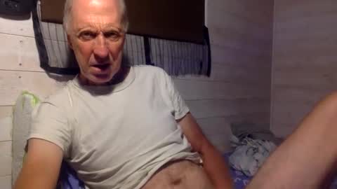 Pati24 online show from April 2026 02:04:02 AM