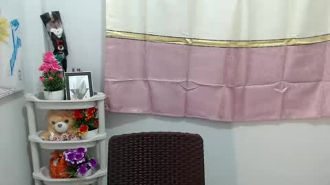 Patricia online show from February 2025 07:10:01 PM