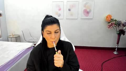 Patricia online show from December 2024 05:48:01 AM