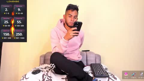 Snapshot of patrick_hot69 chatting on November 2025 02:56:02 AM patrick_hot69 online show from November 2025 02:56:02 AM