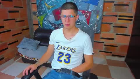 .... online show from February 2025 01:08:02 PM