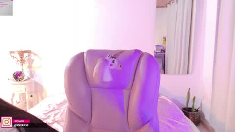 Sofa online show from April 2026 08:32:02 PM