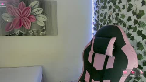 paulina online show from January 2025 12:37:02 AM