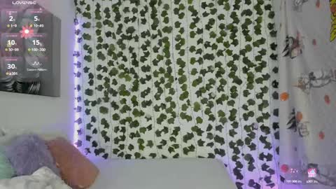 paulina online show from February 2025 12:59:01 PM