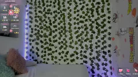 paulina online show from February 2025 12:05:02 AM