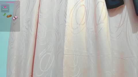 paulina online show from October 2025 09:08:02 PM