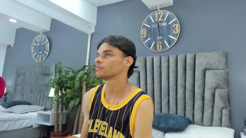 Snapshot of paul__cassidy chatting on February 2025 04:07:02 AM Paul Cassidy online show from February 2025 04:07:02 AM