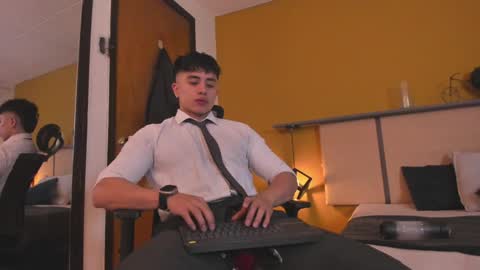 Paul online show from January 2025 01:09:01 PM