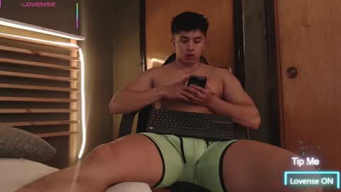 Paul online show from November 2025 02:39:02 PM