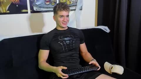 Paull George online show from October 2025 05:43:02 AM