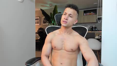 Paul online show from October 2025 12:40:02 AM