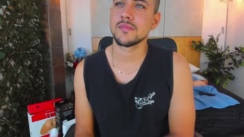 Paul Rivera online show from December 2024 11:08:02 PM